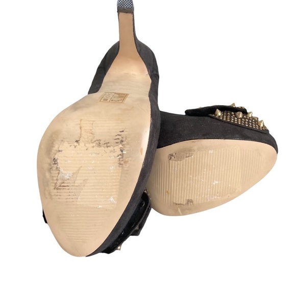 Black Stiletto Heel w Gold Studded Bow Accent, size 38.5 Material Girl 5… - Picture 4 of 5